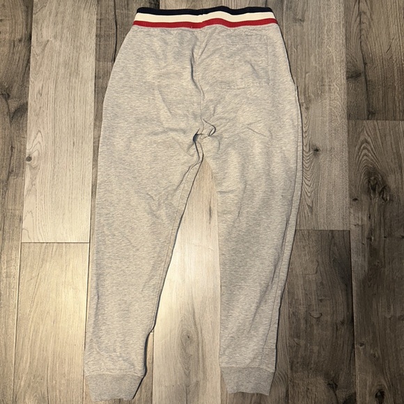 Tommy Hilfiger jogging pants - Picture 2 of 3